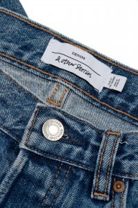 Джинсы с высокой талией 12.09.2023 Newlife.moda
