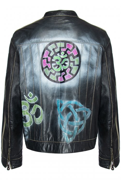 Кожаная куртка 28.08.2023 Newlife.moda