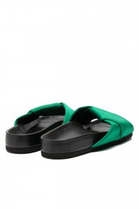 Шлепанцы 10.08.2023 Newlife.moda