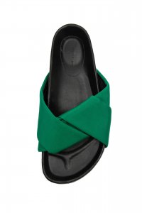 Шлепанцы 10.08.2023 Newlife.moda