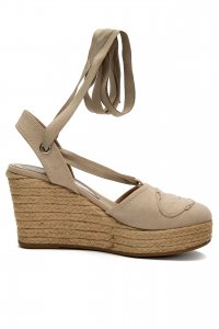 Босоножки на танкетке 01.08.2023 Newlife.moda