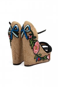 Босоножки на танкетке 03.06.2023 Newlife.moda