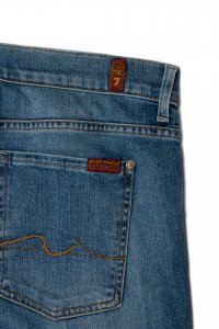 Расклешенные джинсы 18.03.2024 Newlife.moda