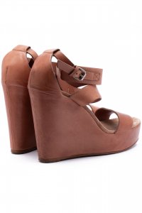 Босоножки на танкетке 19.03.2024 Newlife.moda