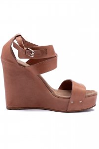 Босоножки на танкетке 19.03.2024 Newlife.moda