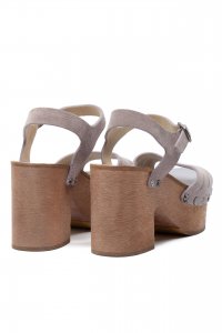 Босоножки на каблуке 03.06.2024 Newlife.moda