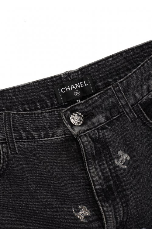 Джинсы с высокой талией 07.10.2024 Newlife.moda