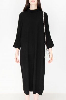 Вязаное платье 24.11.2024 Newlife.moda Вязаное платье 24.11.2024 Newlife.moda