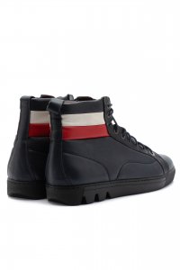 Спортивные ботинки 25.11.2024 Newlife.moda