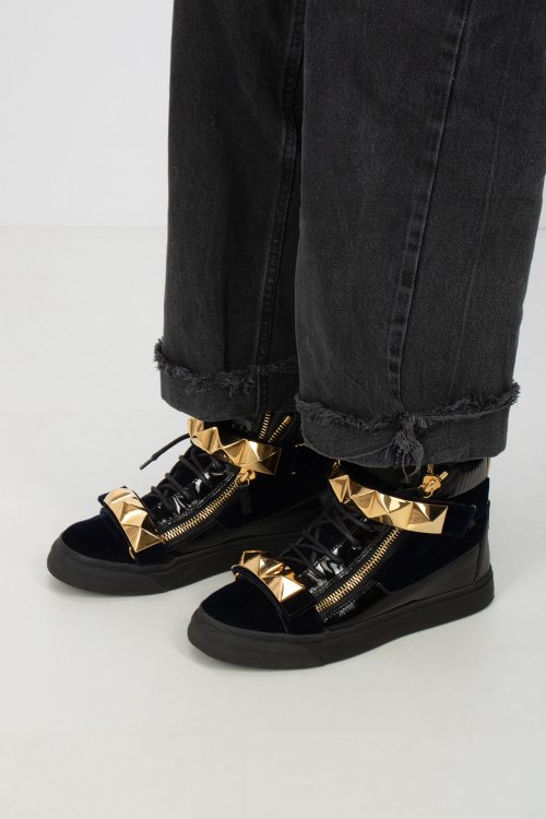 Кроссовки 22.12.2024 Newlife.moda