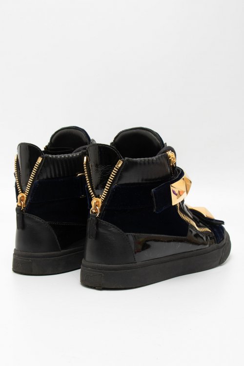 Кроссовки 22.12.2024 Newlife.moda