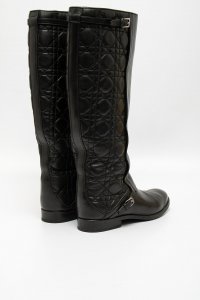 Сапоги на плоской подошве 27.01.2025 Newlife.moda