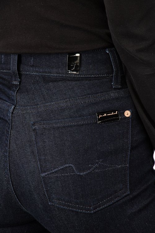 Джинсы с высокой талией 05.02.2025 Newlife.moda