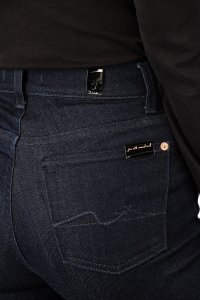 Джинсы с высокой талией 05.02.2025 Newlife.moda