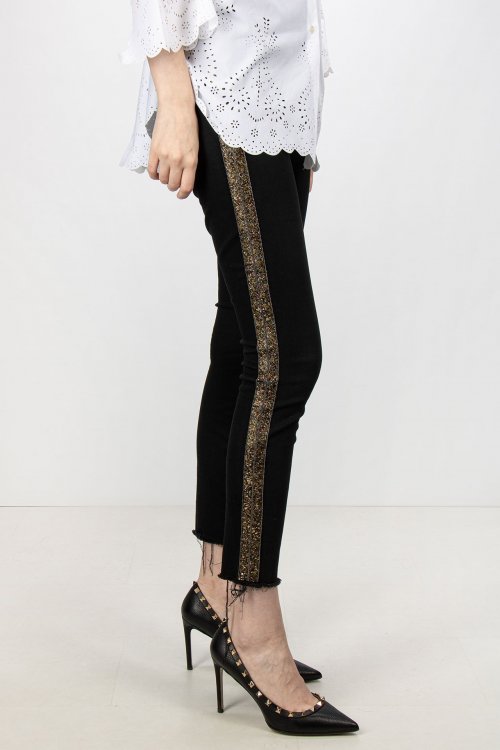Зауженные джинсы 19.02.2025 Newlife.moda
