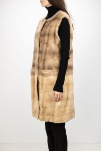 Меховая жилетка 25.02.2025 Newlife.moda