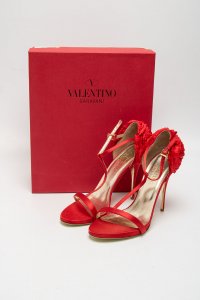 Босоножки на каблуке 01.03.2025 Newlife.moda