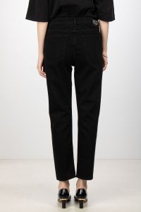 Зауженные джинсы 12.03.2025 Newlife.moda