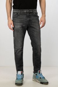 Зауженные джинсы 02.04.2025 Newlife.moda