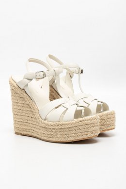Босоножки на танкетке 18.04.2025 Newlife.moda Босоножки на танкетке 18.04.2025 Newlife.moda