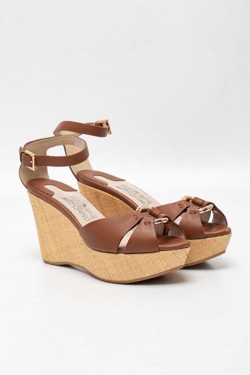 Босоножки на танкетке 06.04.2025 Newlife.moda