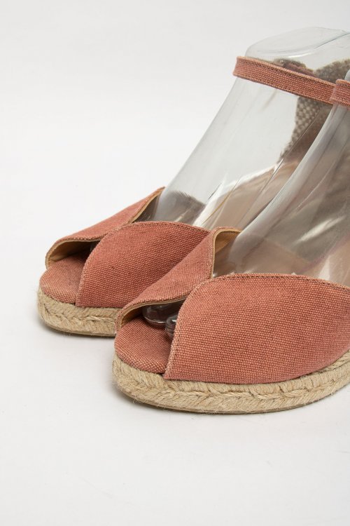 Босоножки на танкетке 07.06.2025 Newlife.moda