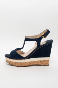 Босоножки на танкетке 28.06.2025 Newlife.moda
