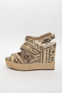 Босоножки на танкетке 28.06.2025 Newlife.moda