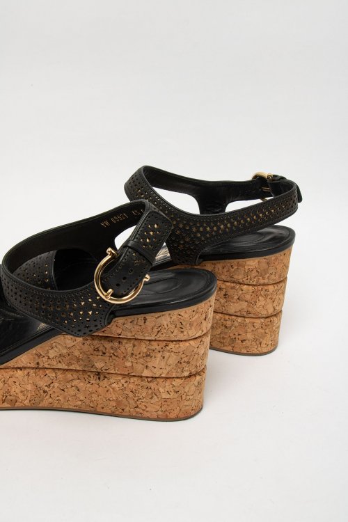 Босоножки на танкетке 07.06.2025 Newlife.moda