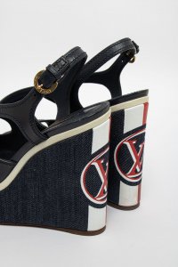 Босоножки на платформе 01.07.2025 Newlife.moda