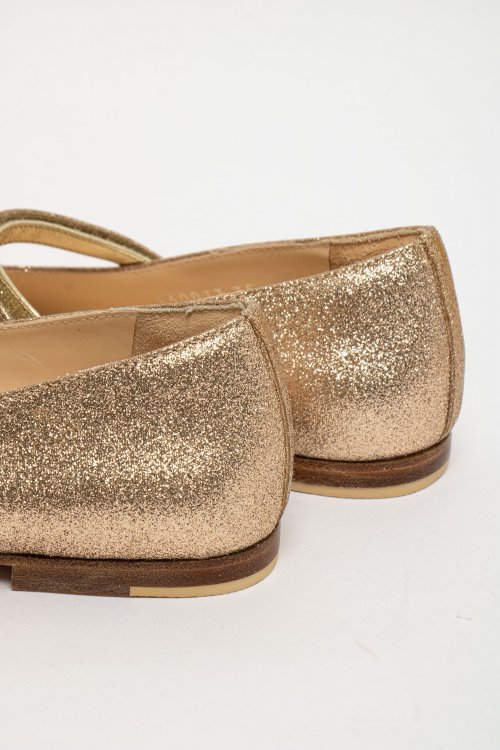 Туфли на плоской подошве 13.08.2025 Newlife.moda