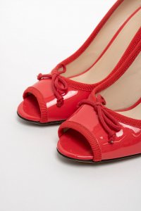 Туфли на каблуке с открытым носком 23.06.2025 Newlife.moda