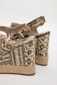 Босоножки на танкетке 28.06.2025 Newlife.moda