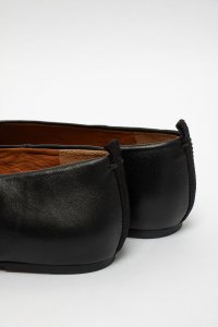 Туфли на плоской подошве 18.07.2025 Newlife.moda