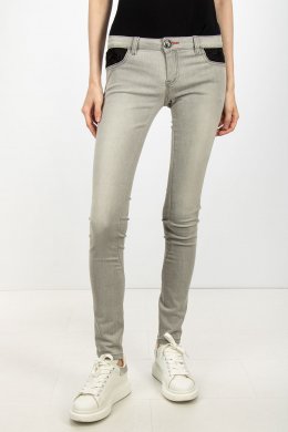 Зауженные джинсы 17.07.2025 Newlife.moda Зауженные джинсы 17.07.2025 Newlife.moda