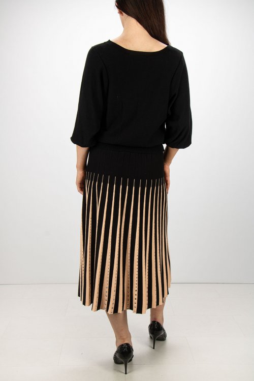 Костюм с юбкой 31.07.2025 Newlife.moda