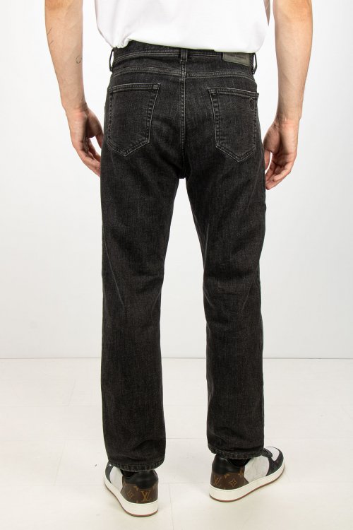 Прямые джинсы 05.08.2025 Newlife.moda