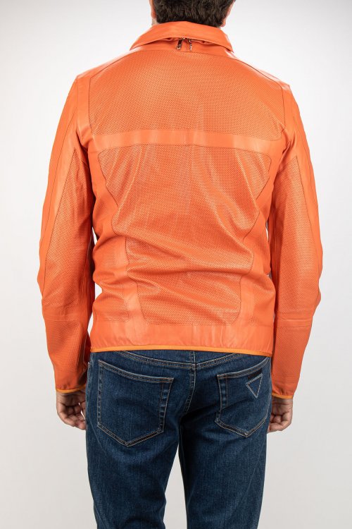 Кожаная куртка 04.09.2025 Newlife.moda