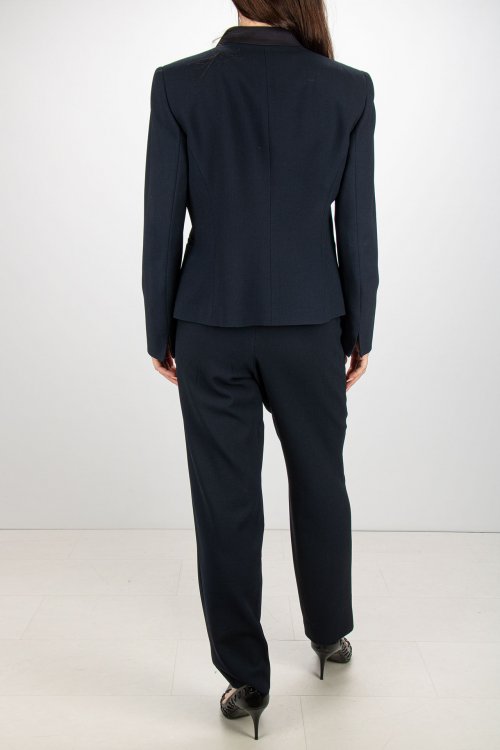 Костюм с брюками 01.09.2025 Newlife.moda