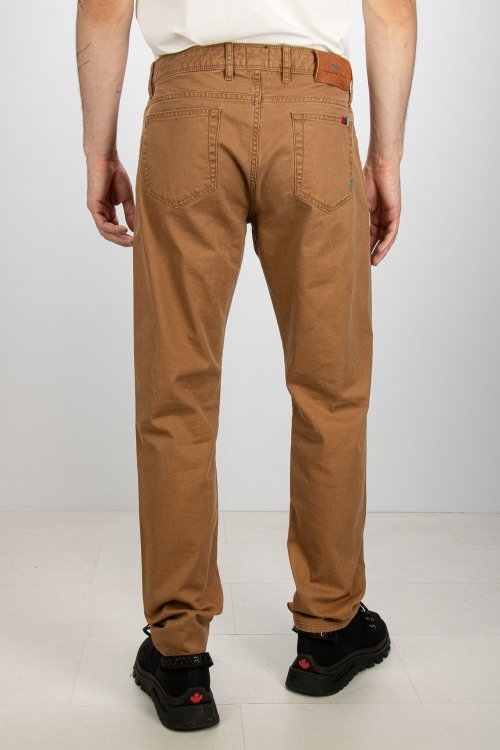 Зауженные джинсы 07.11.2025 Newlife.moda