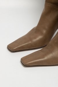 Кожаные сапоги 21.09.2025 Newlife.moda