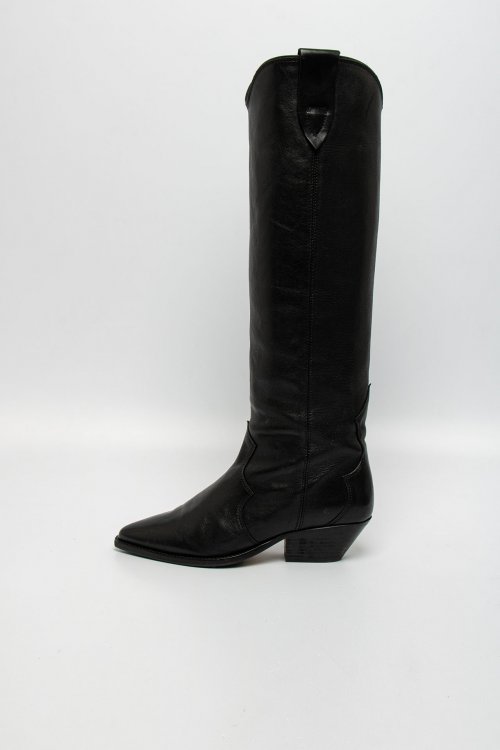 Кожаные сапоги 21.09.2025 Newlife.moda