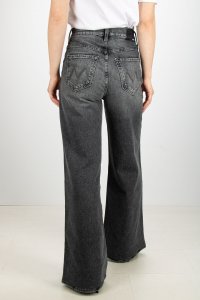 Джинсы с высокой талией 01.10.2025 Newlife.moda