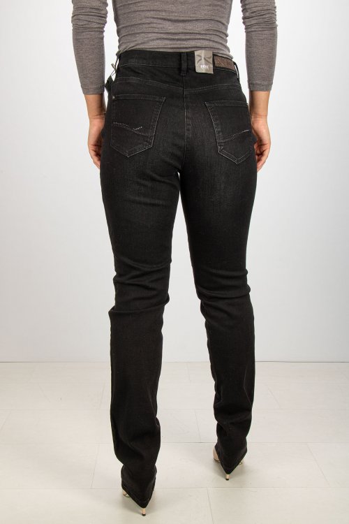 Прямые джинсы 03.10.2025 Newlife.moda