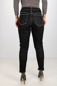 Зауженные джинсы 03.10.2025 Newlife.moda
