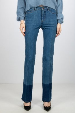 Прямые джинсы 10.11.2025 Newlife.moda Прямые джинсы 10.11.2025 Newlife.moda