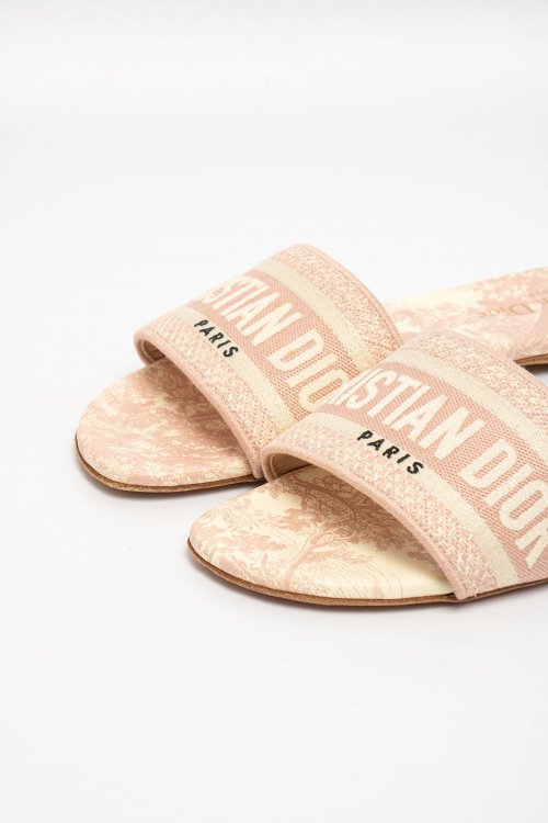 Шлепанцы 27.09.2025 Newlife.moda