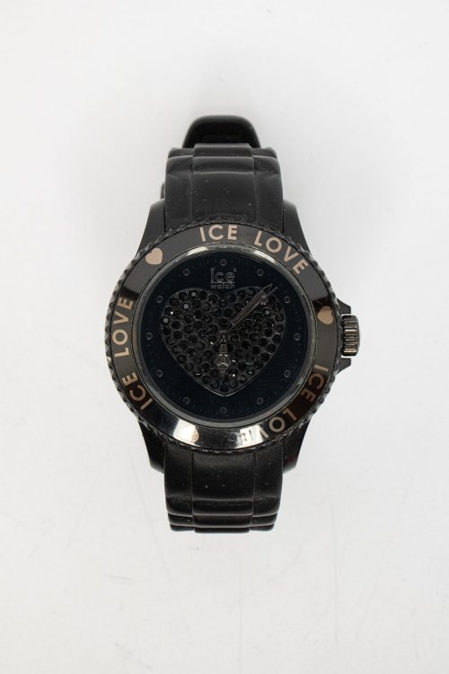 Часы кварцевые 05.12.2025 Newlife.moda