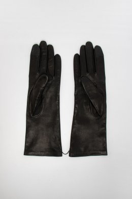 Кожаные перчатки 21.09.2025 Newlife.moda Кожаные перчатки 21.09.2025 Newlife.moda