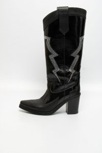 Кожаные сапоги 01.12.2025 Newlife.moda